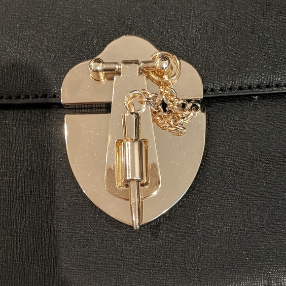 Over shoulder hand bag - Picture 3 of 5